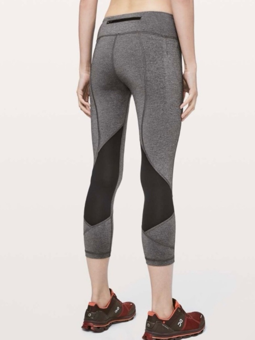 Lululemon Pace Rival Women's Grey Mesh cropped Leggings size 6 with 23” inseam